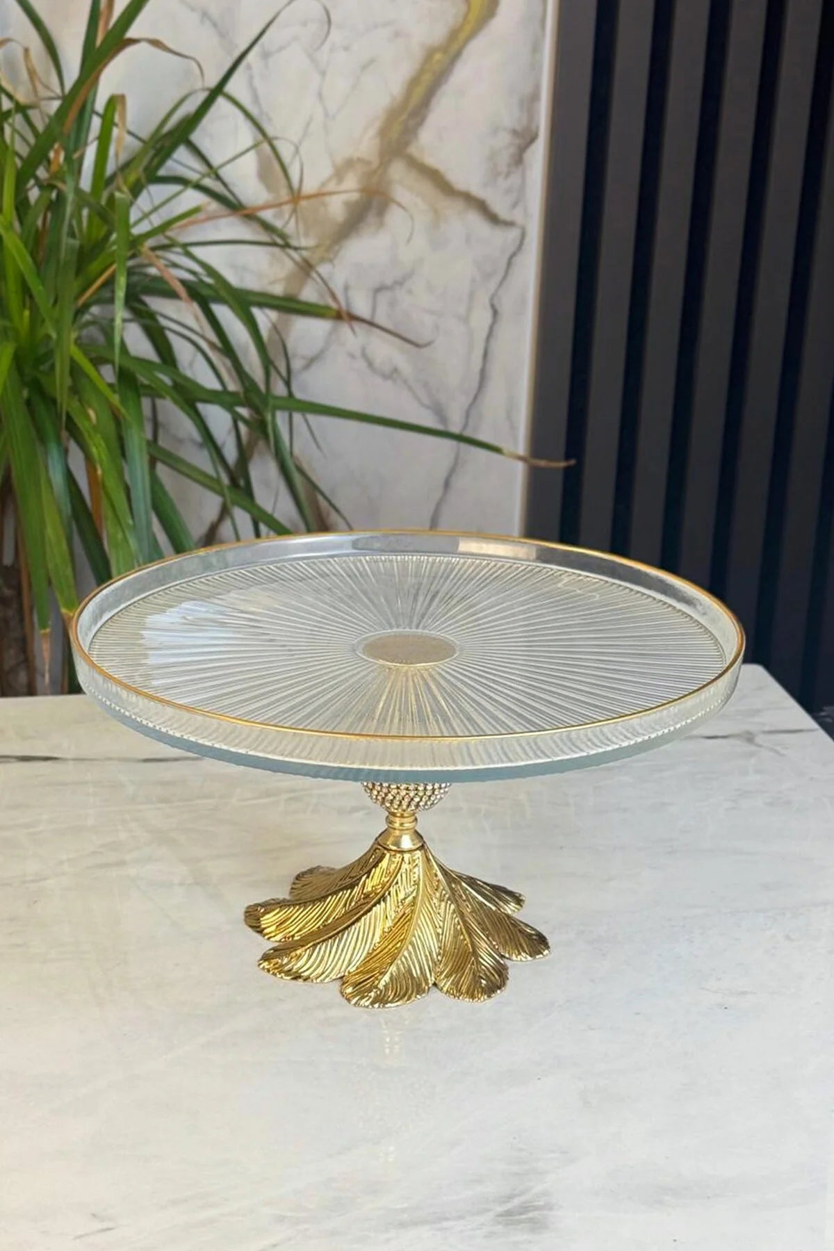 Gold Detaylı Cam Sunum Tabağı & Ayaklı Pasta Kek Kurabiye Standı (28 Cm)