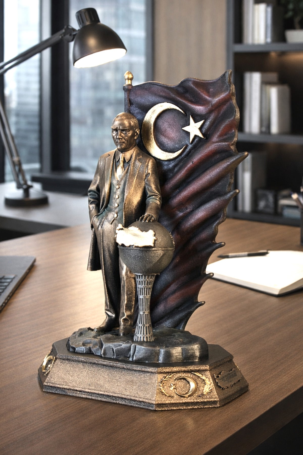 Atatürk Boydan Bayraklı Türkiye haritalı biblo