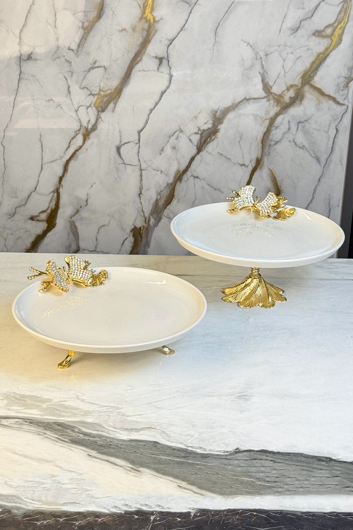 2'Li Porselen Gold Metal Ayaklı Sunumluk Servislik & Papatya Detaylı Kuabiyelik Pasta Standı