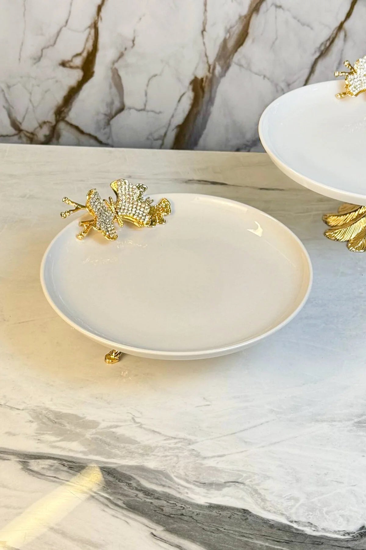 2'Li Porselen Gold Metal Ayaklı Sunumluk Servislik & Papatya Detaylı Kuabiyelik Pasta Standı