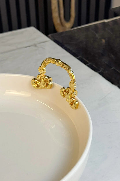 Metal Ayaklı Kulplu Porselen Kase & Salata Meyve Meze Sunumluğu