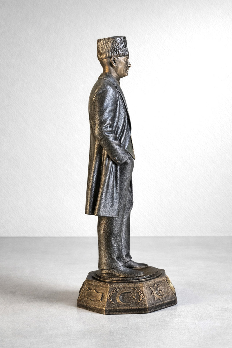 Atatürk Paltolu Orjinal işçilik Biblo Heykel